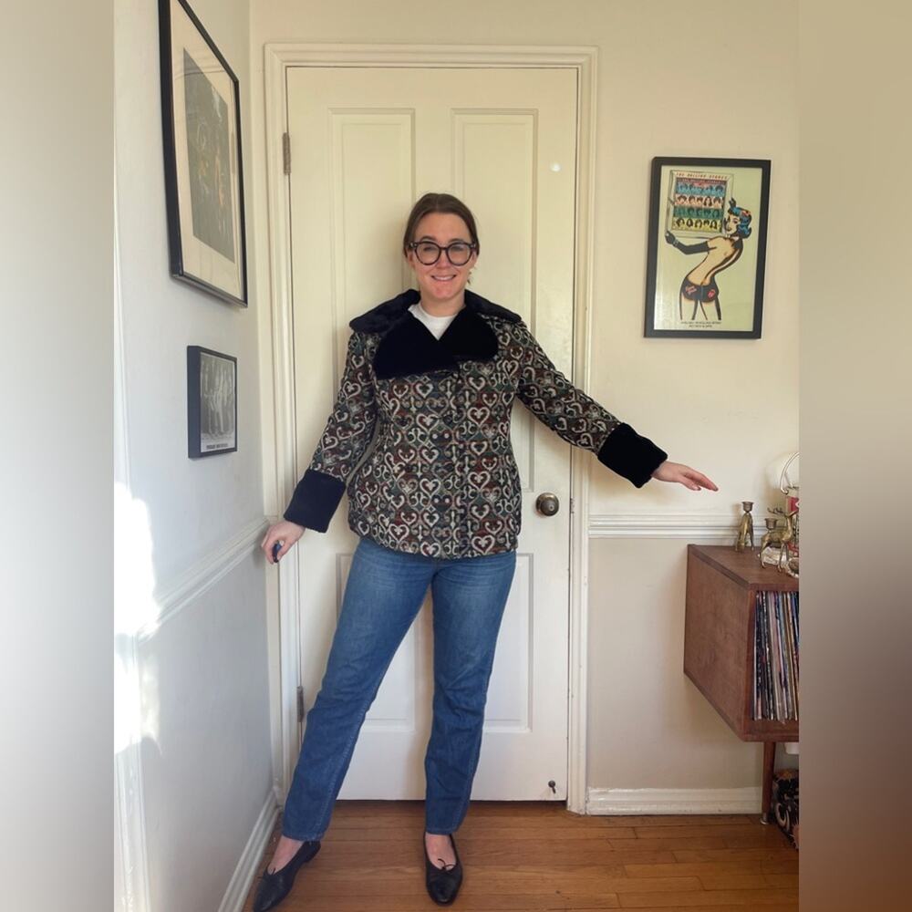 60s Vintage Tapestry Coat with Faux Fur Cuffs and Collar - Picture 3 of 10